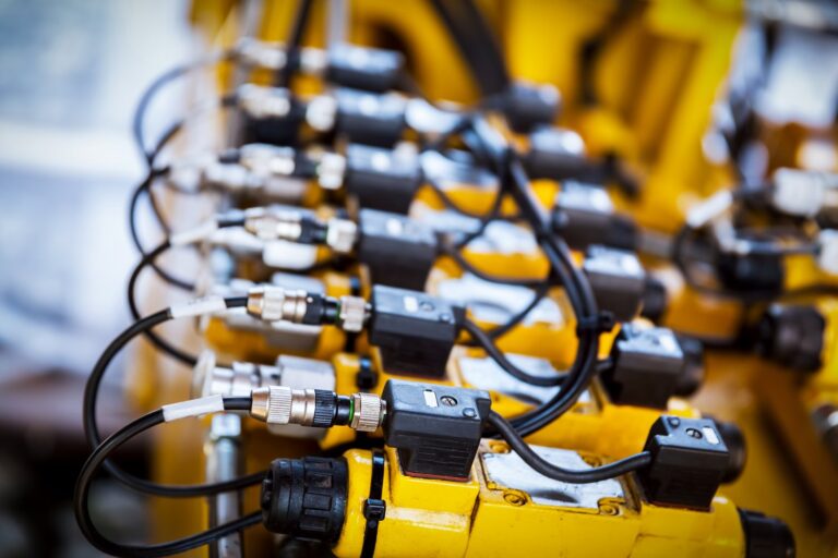 Nowoczesne rozwiązania w instalacjach elektrycznych dla przemysłu