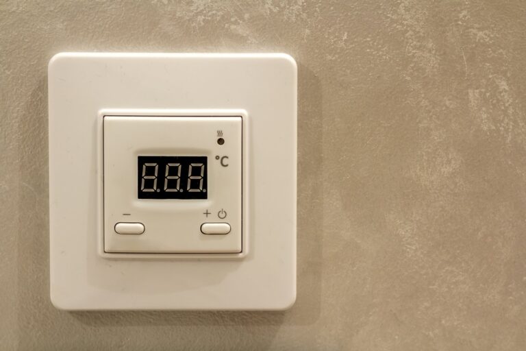 Jak efektywnie zarządzać systemem ogrzewania w domu jednorodzinnym