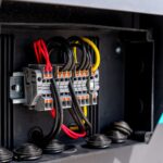 Kompletny przewodnik po rozłącznikach DC w systemach fotowoltaicznych