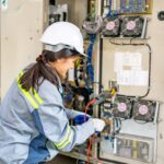 Rozwiązywanie problemów z nieprawidłowym działaniem licznika energii trójfazowego