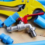 Jak wybrać najlepsze narzędzia ręczne do prac elektryczno-hydraulicznych