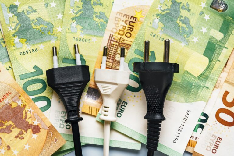 Co może być przyczyną zbyt wysokich rachunków za prąd