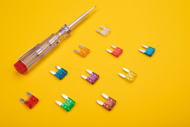 Dlaczego bezpiecznik topikowy często się przepala