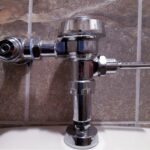 Jak sprawdzić czy zawór główny wody w domu jest szczelny