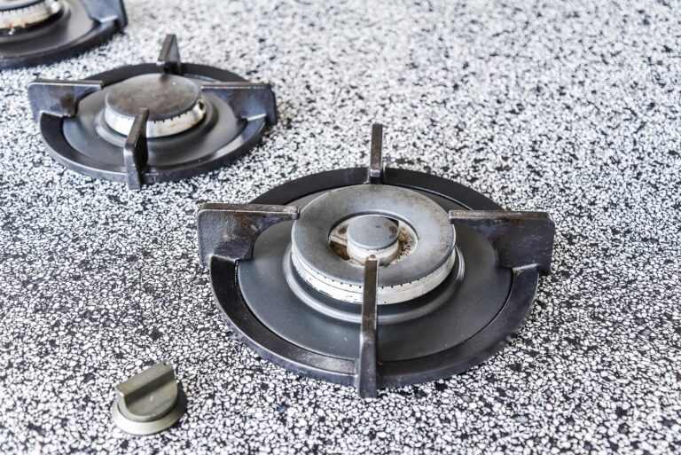 Dlaczego instalacja gazowa wydaje syczący dźwięk przy kuchence