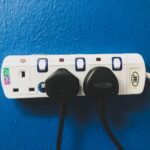 Profesjonalny dobór gniazd siłowych zapewni bezpieczną pracę instalacji elektrycznych